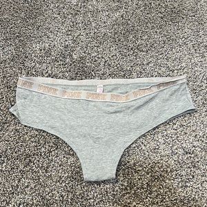 NEW VS/pink gray panties